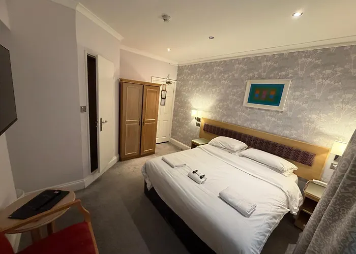 Kingswaypark Hotel At Park Avenue Londen