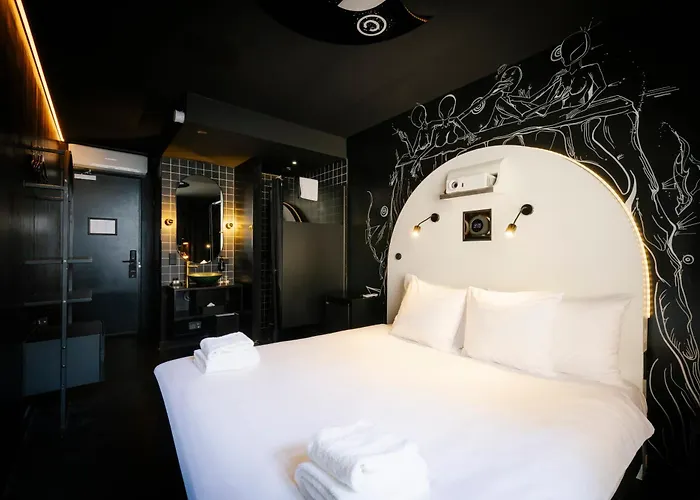 Mr. Monkey Amsterdam Hotel