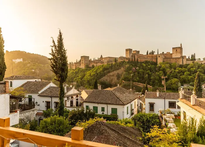 Casa Bombo Bed and Breakfast Granada