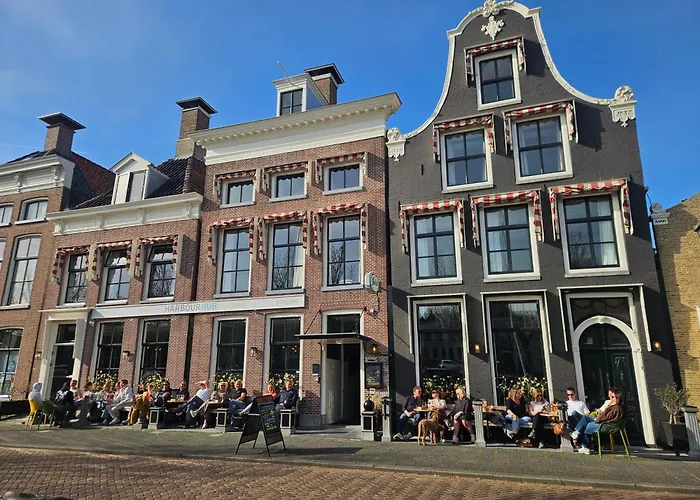 Harbour Hub Hotel Harlingen