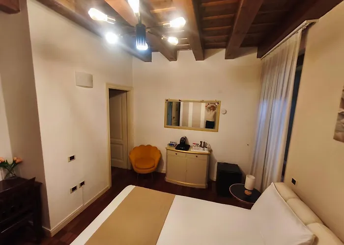 Relais Ponte Pietra Bed and Breakfast Verona
