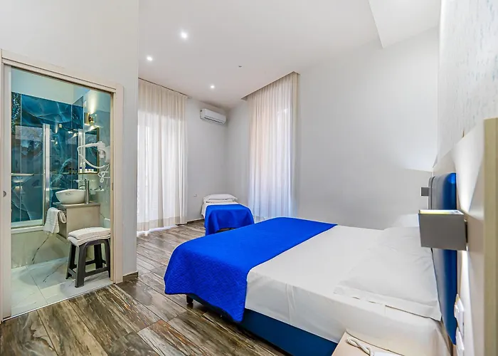 Napoli'S Gold Hotel