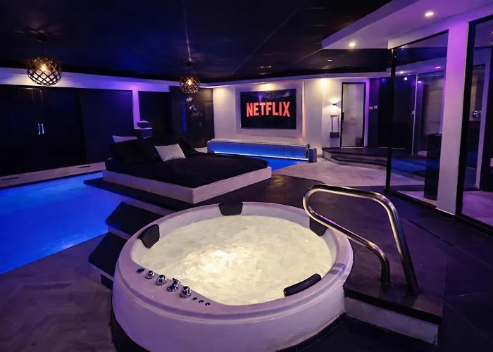 Bed & Wellness Malina Deluxe Bed and Breakfast Lelystad