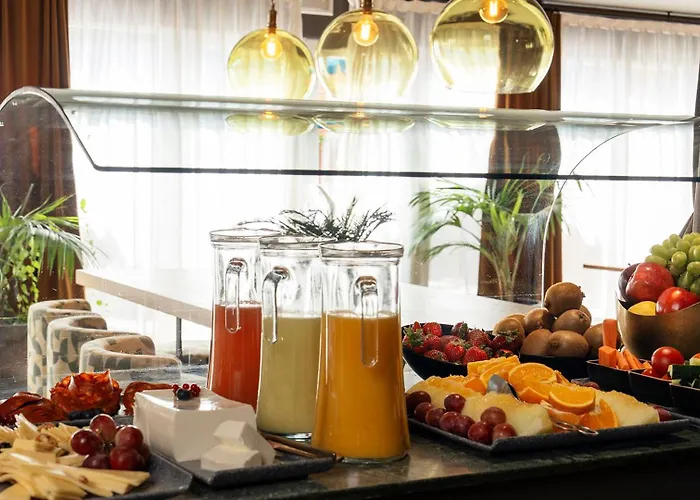 Chic&Basic Velvet Hotel Barcelona
