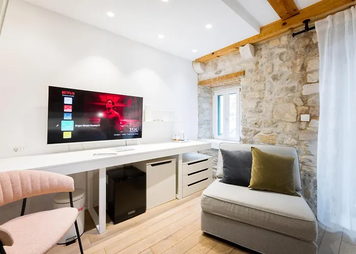 Grgur Ninski Rooms Split
