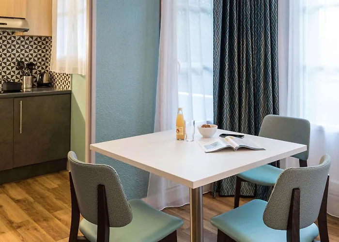 Aparthotel Adagio Paris Montmartre