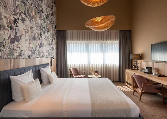 Hotel Le 830 Namen