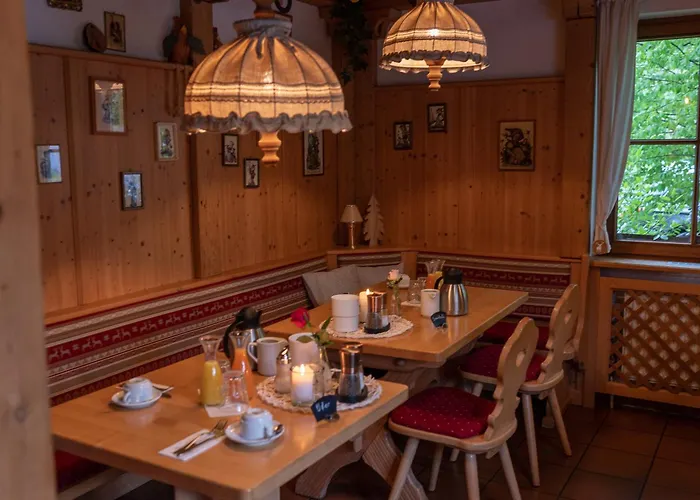 Hotel & Restaurant Gruener Baum - Die Gruene Oase Am Feldberg