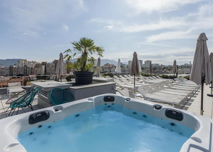 Annex Building Of Art Hotel Split