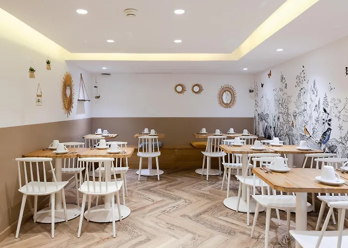 Hotel Magenta 38 By Happyculture Parijs
