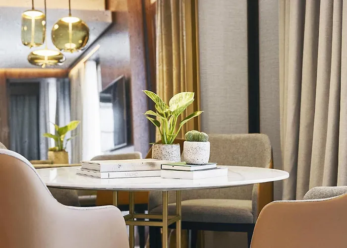 Thompson Madrid, By Hyatt Hotel