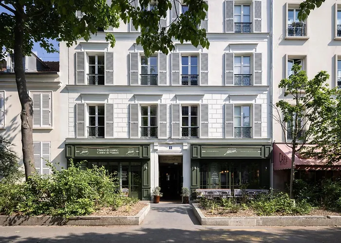1.75 Paris La Treve Hotel