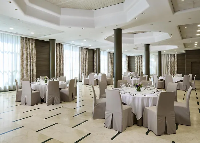 Nh Valencia Center Hotel