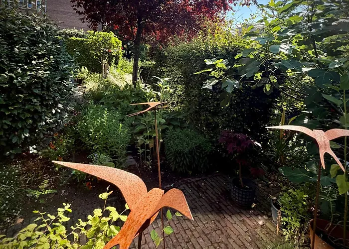 Arthouse Dordrecht Bed and Breakfast