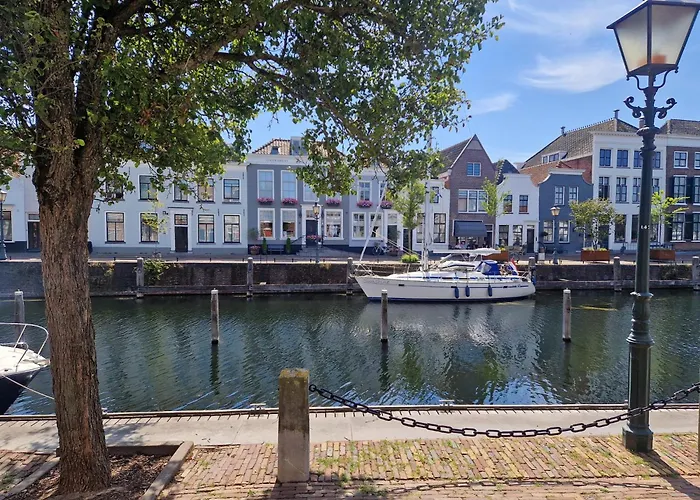 Hotel De Grote Kade I Boutique Hotel aan de Haven in het Centrum van Goes