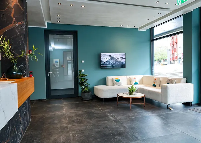 B-Chill Cologne Hotel