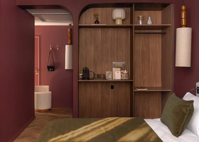 Villathena Parijs