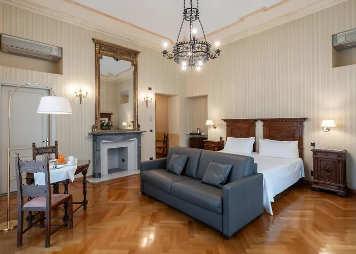 Hotel Roma E Rocca Cavour Turijn