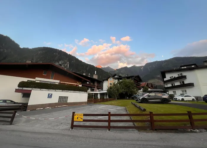 Edelweiss Lounge Restaurant Hotel Pizza Cafe Billard Gasthof Mayrhofen