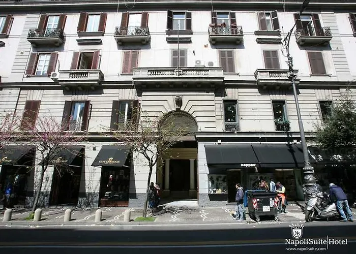 Napoli'S Gold Hotel