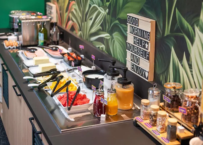 Ibis Styles Lyon Gorge De Loup Saphir Hotel