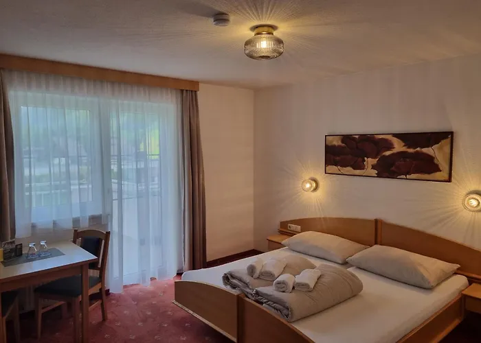 Hotel Garni Corinna Ischgl