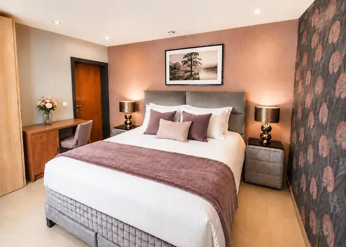 Wilgenhof Boutique Hotel "Volledig Vernieuwd En Onder Nieuw Beheer" Maaseik