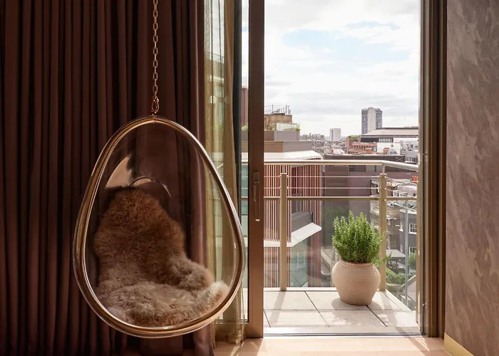 The Botree London, Curio Collection By Hilton Hotel