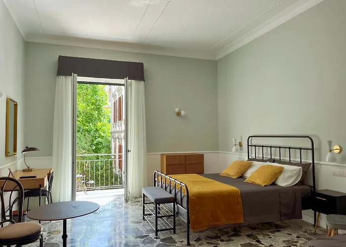 Casa Vera Napels