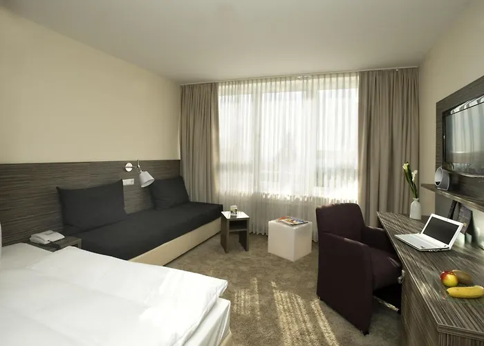 Scotty & Emily Hotel Ulm