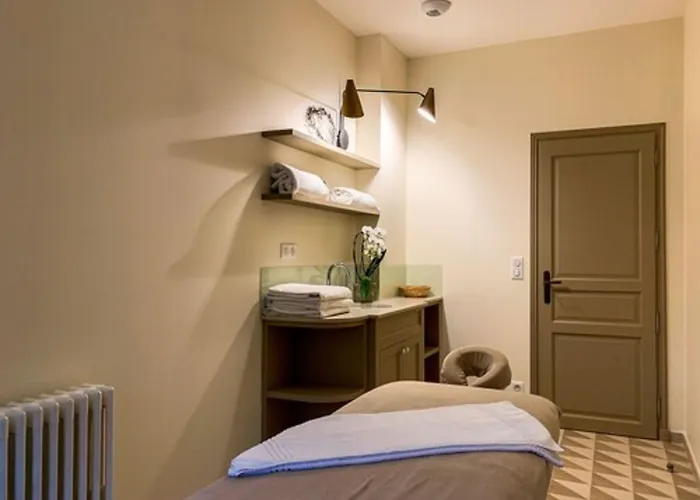 La Petite Folie Bed and Breakfast Honfleur