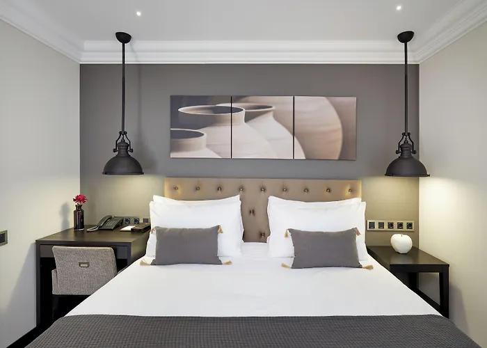 Hotel Cortes Rambla Barcelona