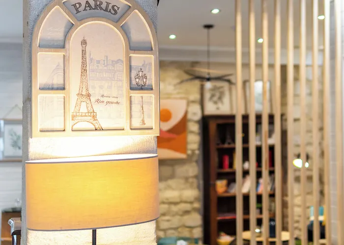 Hotel Lilas Blanc Parijs