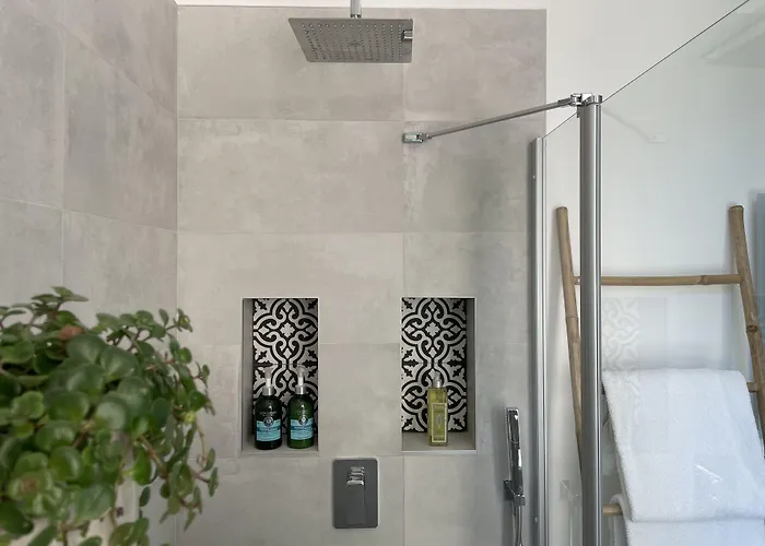 Chateau De Saint-Girons - Luxury Guest House In Provence Aix-en-Provence