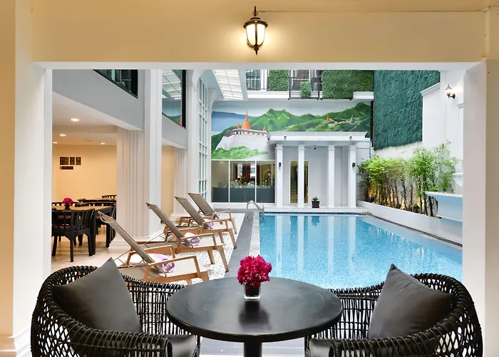 Villa De Pranakorn Bangkok