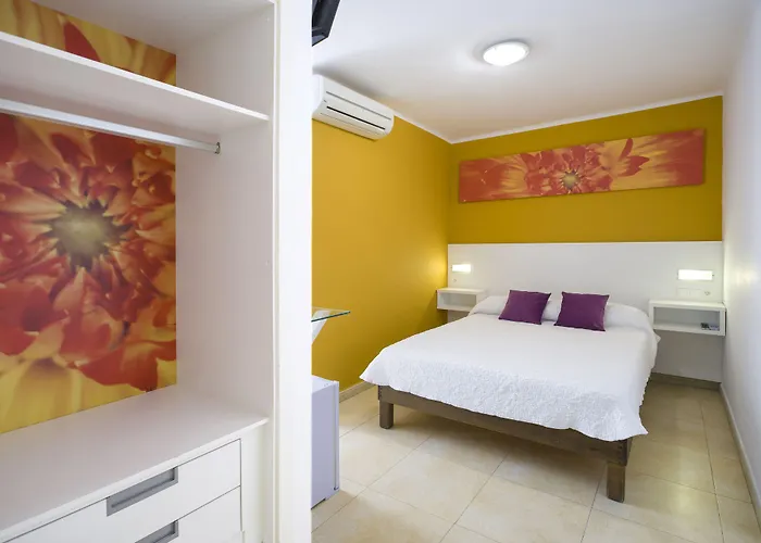 Hostal Costa Blanca Ibiza-stad