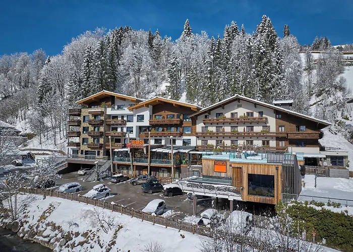 Thomsn Central Hotel & Appartements Saalbach-Hinterglemm