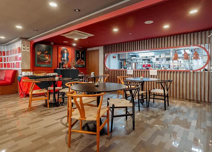 Seekers Finders Rama IV Hotel Surestay Collection By BW Bangkok