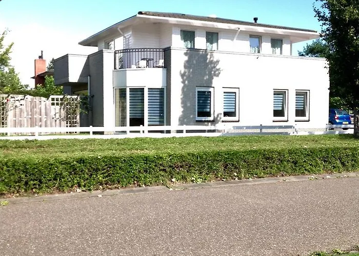 B&B Het Witte Huis Almere
