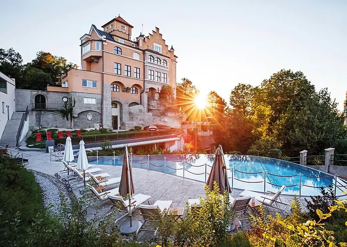 Hotel Schloss Moenchstein Salzburg