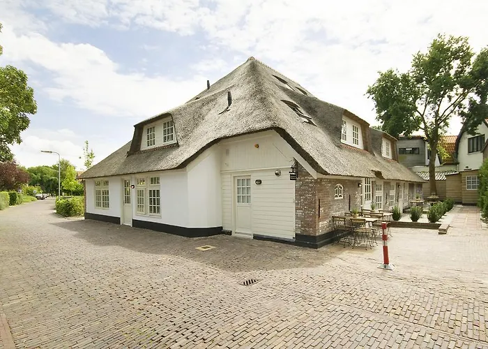 Karel de Grote Bergen Aparthotel