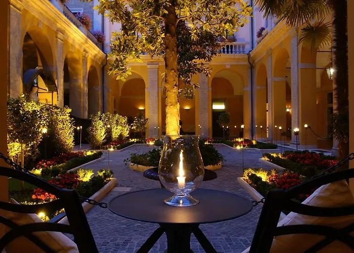 Palazzo Cardinal Cesi Hotel Rome