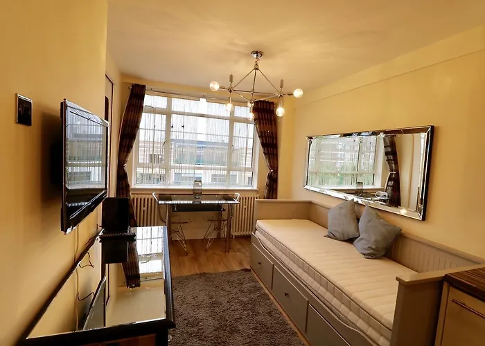 Nell Gwynn House Apartment Londen