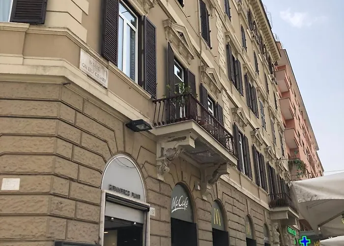 207 Inn Rome