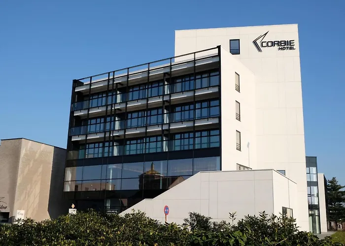 Corbie Lommel Ring Hotel