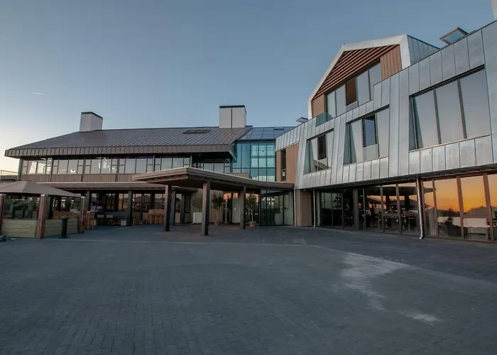 Waterrijk Oesterdam Hotel Tholen