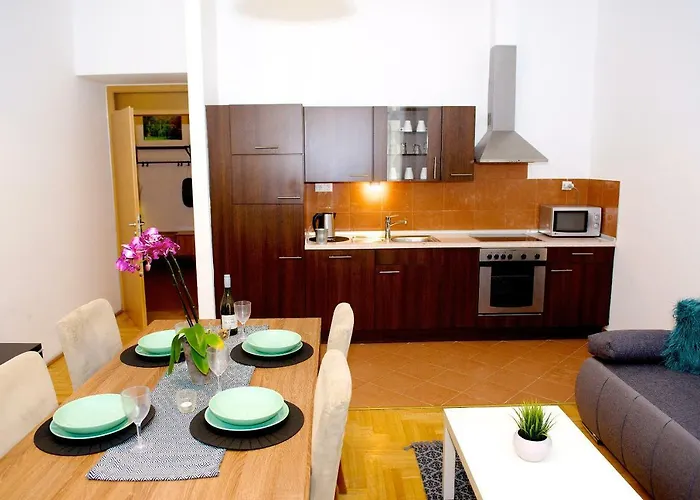 Gozsdu Court Boedapest