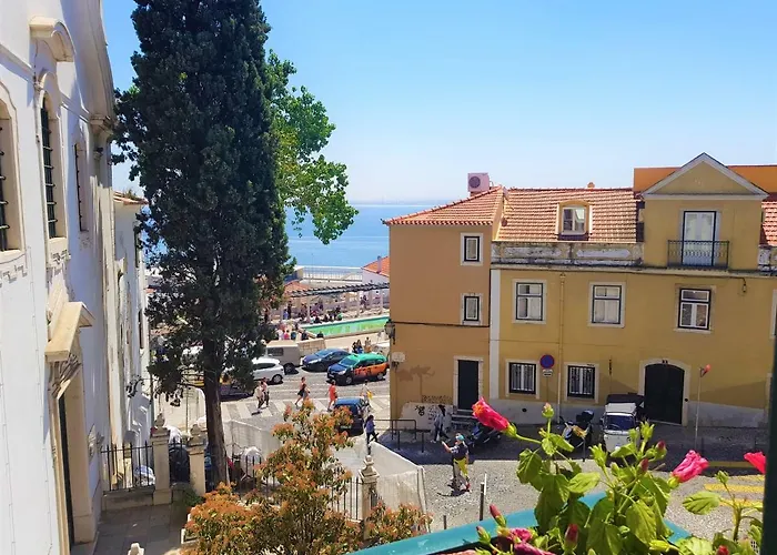 Contador Mor Rooms And Apartments Lissabon