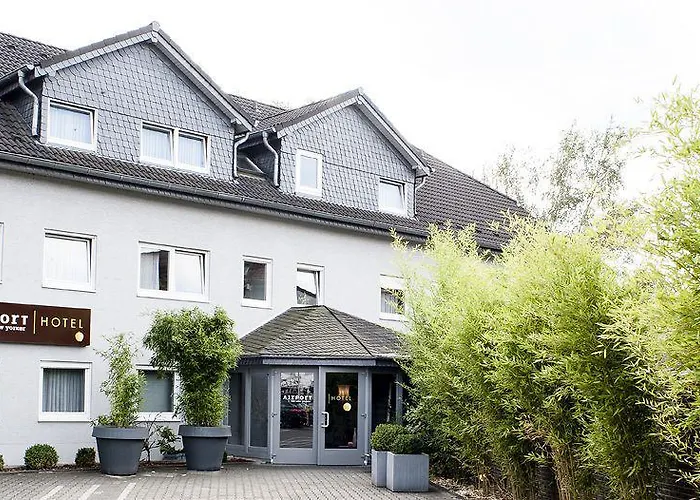 Airport Hotel By The New Yorker Keulen