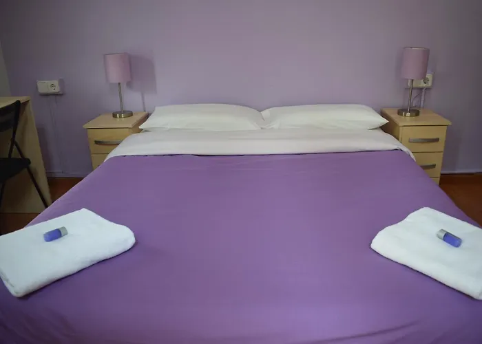 Hostal Mimi Las Ramblas Barcelona
